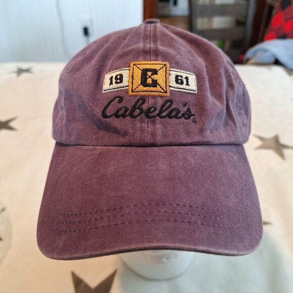 Cabela's Outdoor Gear Burgundy Purple Embroidered Baseball‎ Cap Hat Adjustable - Picture 1 of 4